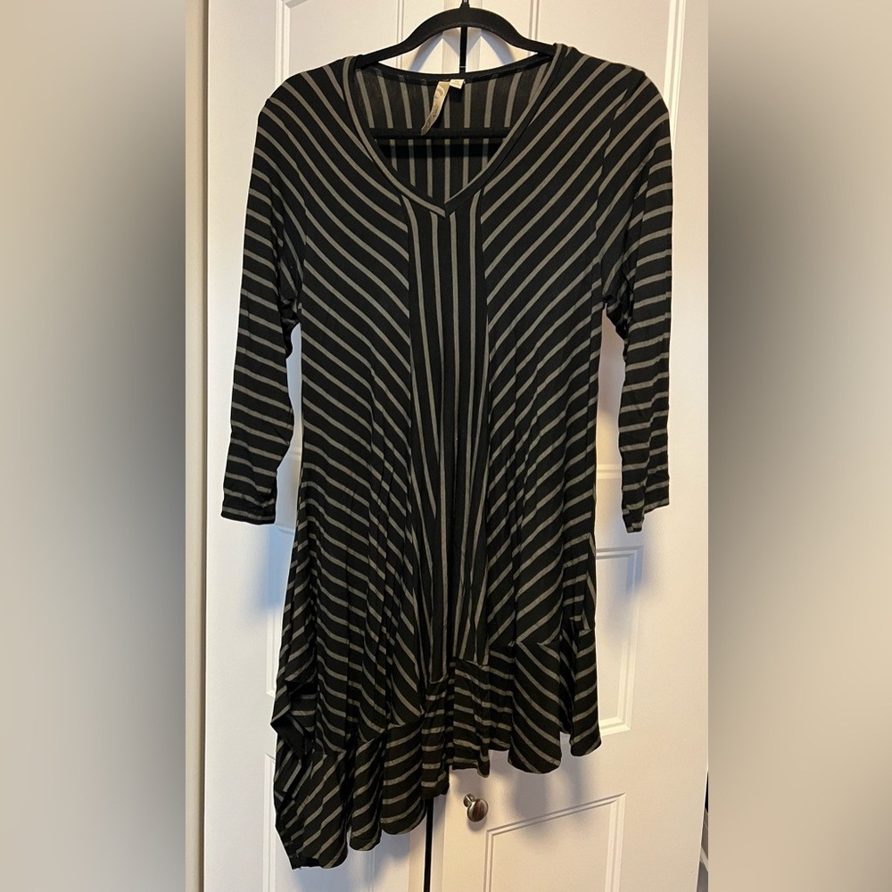 Comfy brand stretch long top